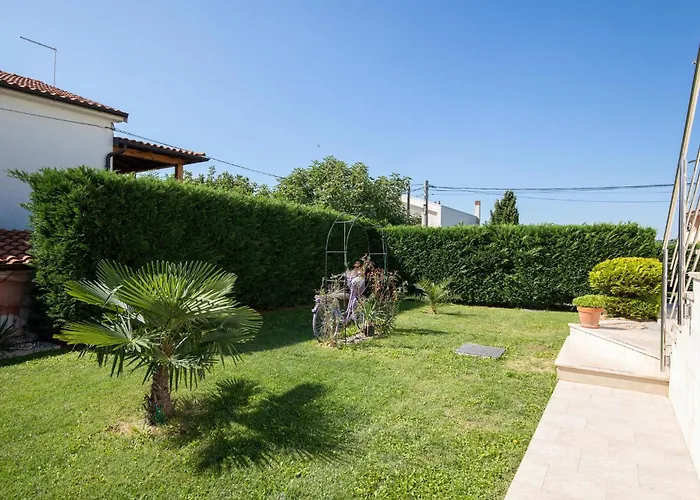 Renata Дом отдыха *